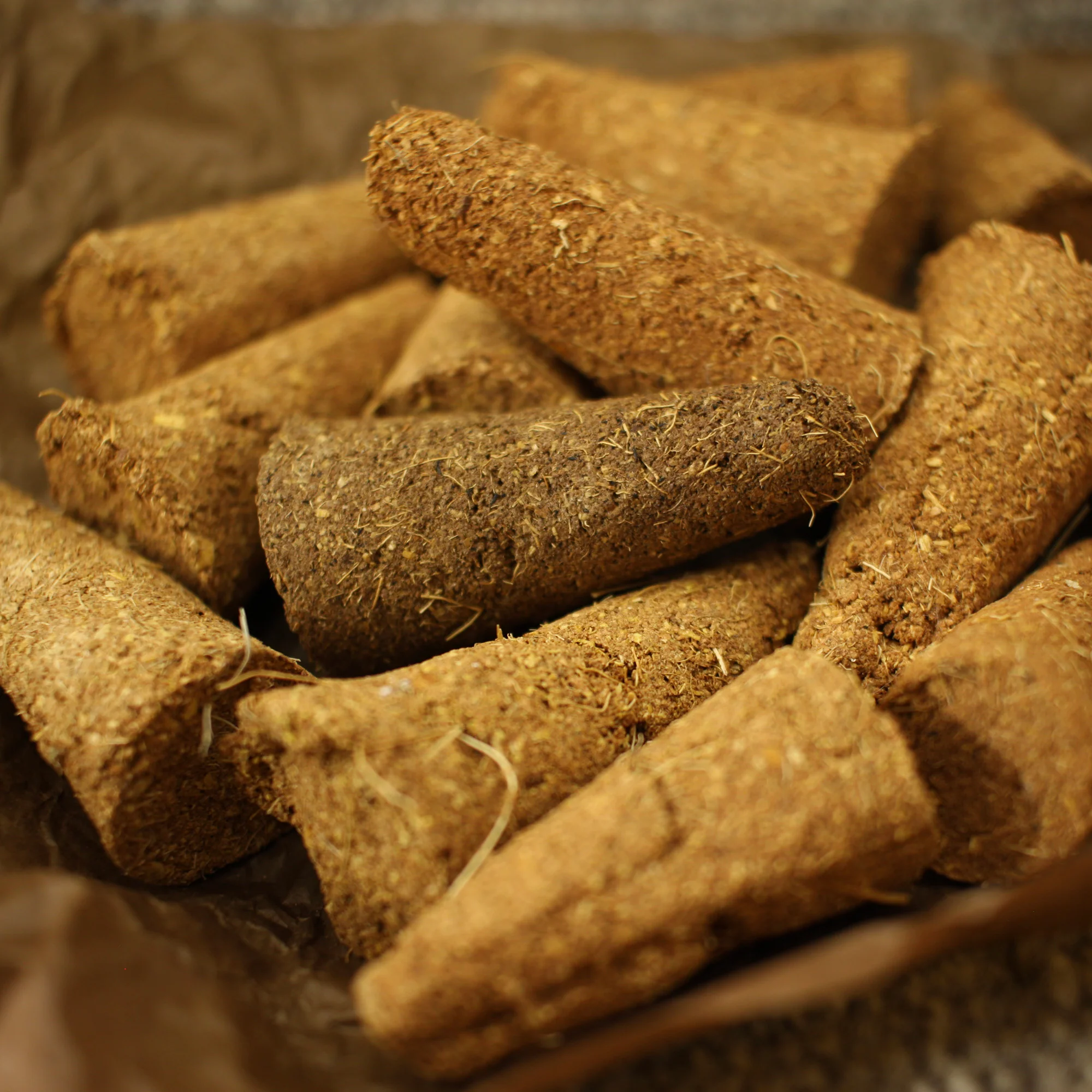 Palo Santo and Copal - Love & Purity -  6 Incense Cones - Image 4