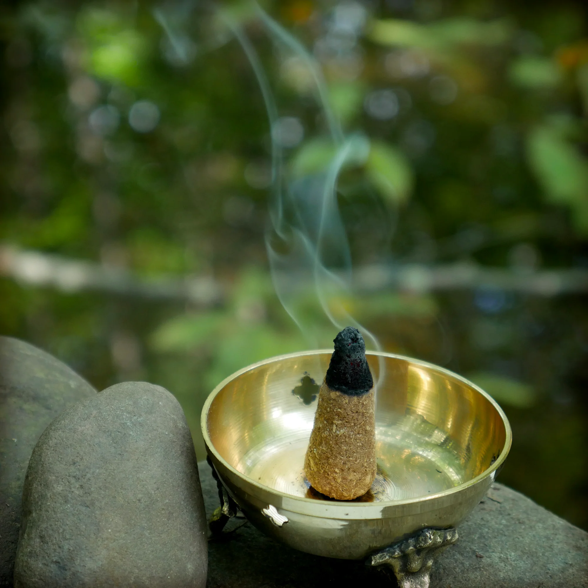 Palo Santo Traditional - Power & Purification - 6 Incense Cones - Image 5